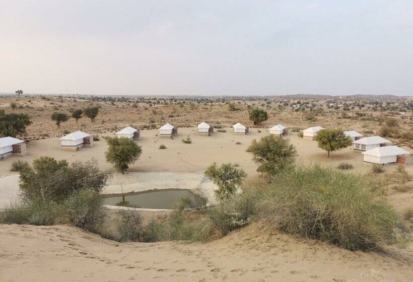 בית מלון כפרי Dhora Desert Resort & Spa By Eight Continents