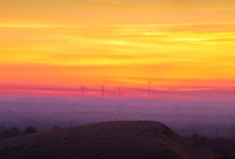 בית מלון כפרי Dhora Desert Resort & Spa By Eight Continents