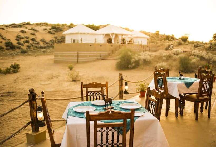 בית מלון כפרי Dhora Desert Resort & Spa By Eight Continents