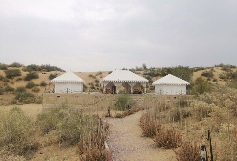 בית מלון כפרי Dhora Desert Resort & Spa By Eight Continents