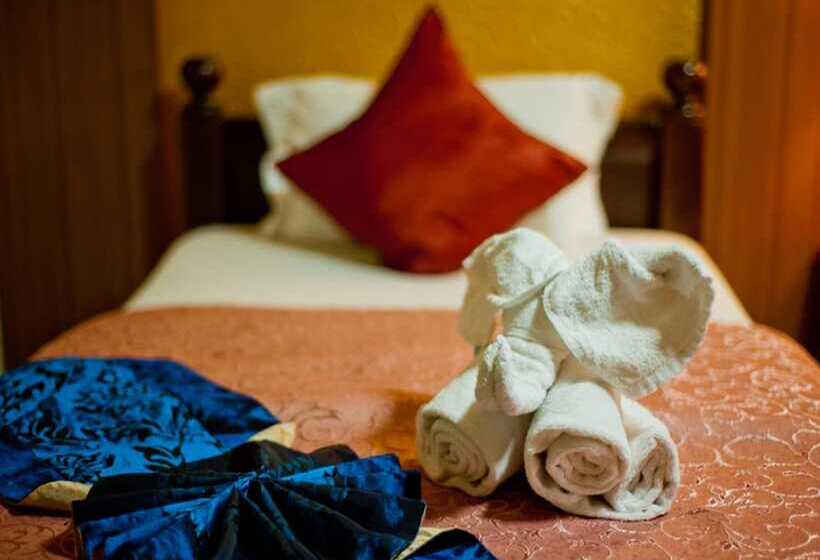 בית מלון כפרי Fahluang Residence