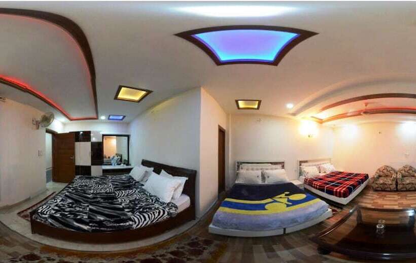 호텔 Gst Grand Plaza