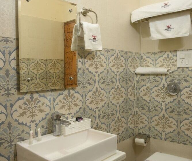 호텔 Gst Grand Plaza