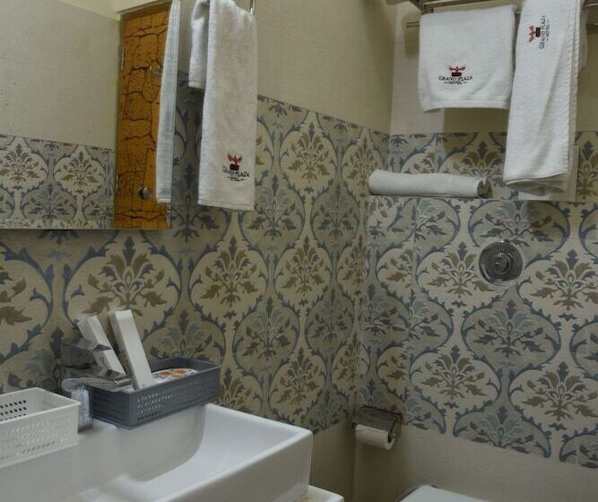 호텔 Gst Grand Plaza