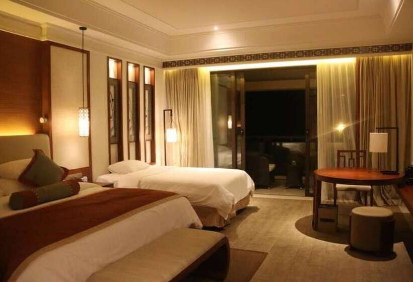 فندق Hainan Qizi Bay New Century Resort