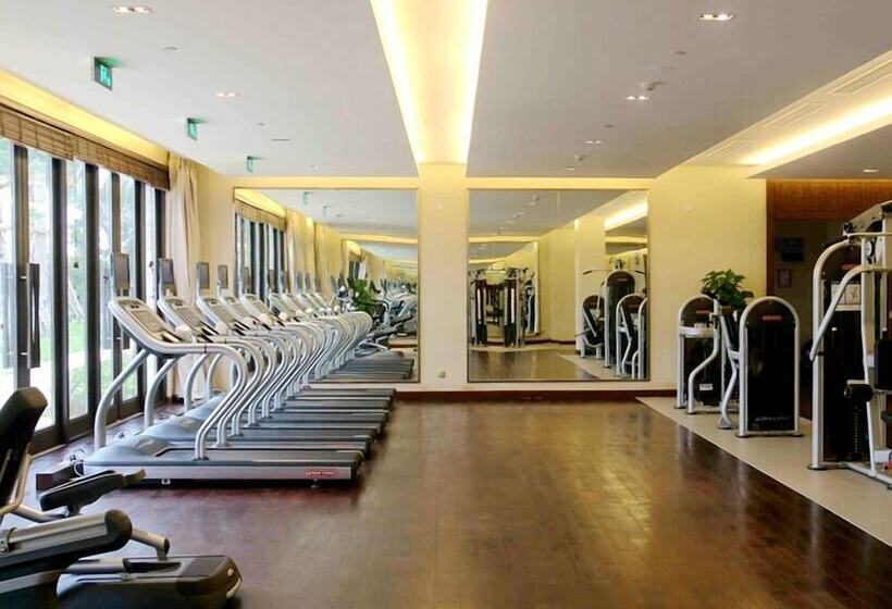 فندق Hainan Qizi Bay New Century Resort