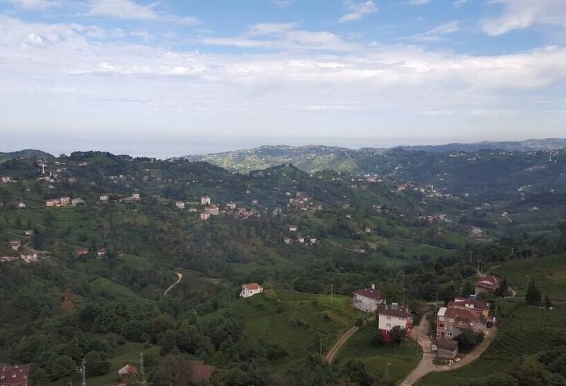 בית מלון כפרי Hasdikoz Abdik