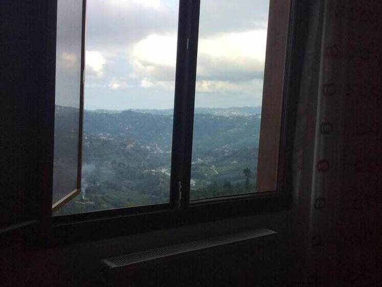 בית מלון כפרי Hasdikoz Abdik