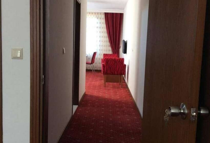 בית מלון כפרי Hasdikoz Abdik