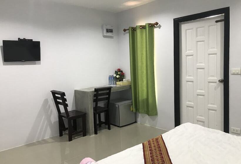 호텔 Kanyaphat Gardenview Resort