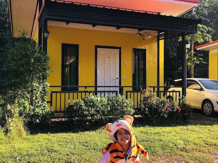 호텔 Kanyaphat Gardenview Resort