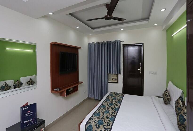 酒店 Kehar Palace By Oyo Rooms