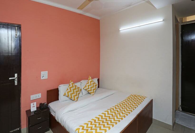 酒店 Kehar Palace By Oyo Rooms