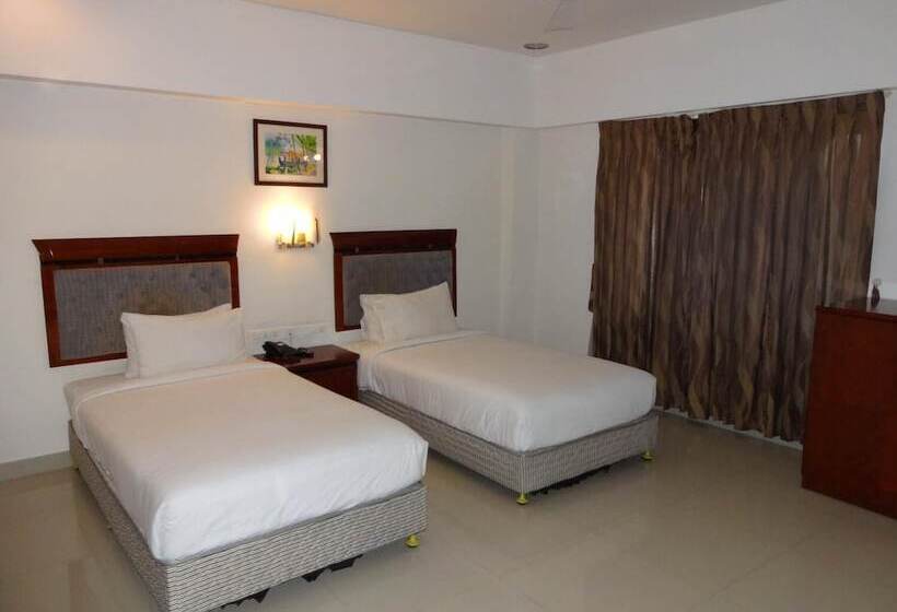 酒店 Kunnathan Residency