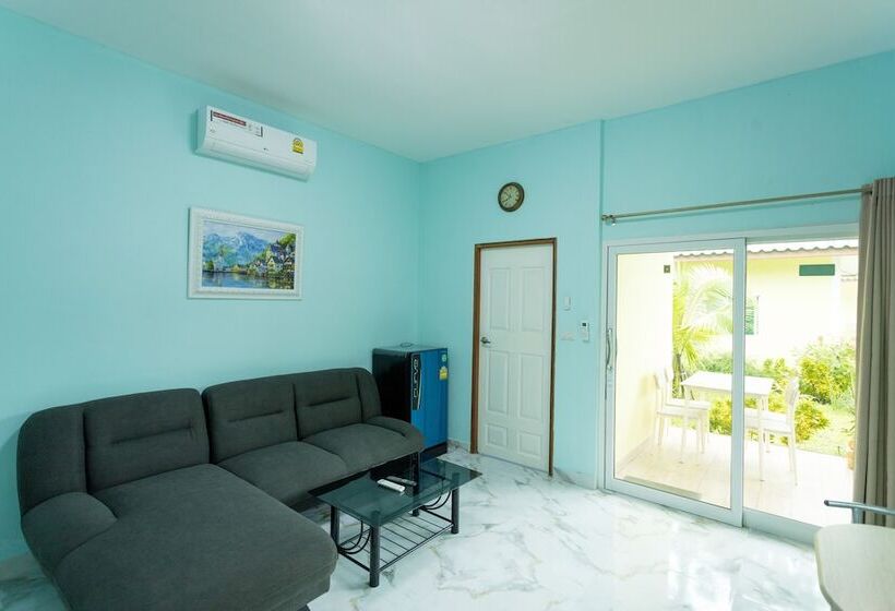 בית מלון כפרי Lake Resort Korat