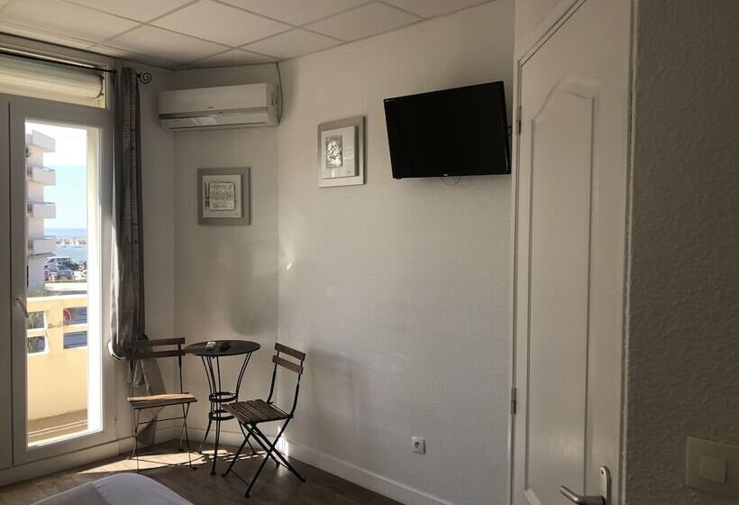 Отель Le Carnon