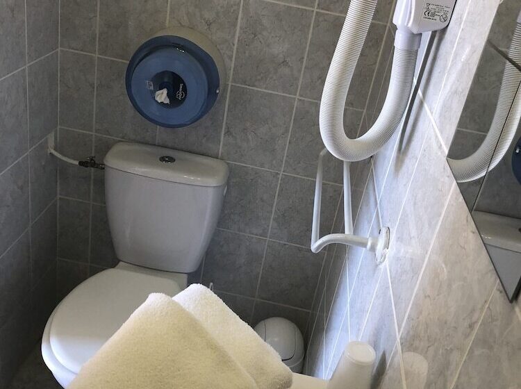 Отель Le Carnon