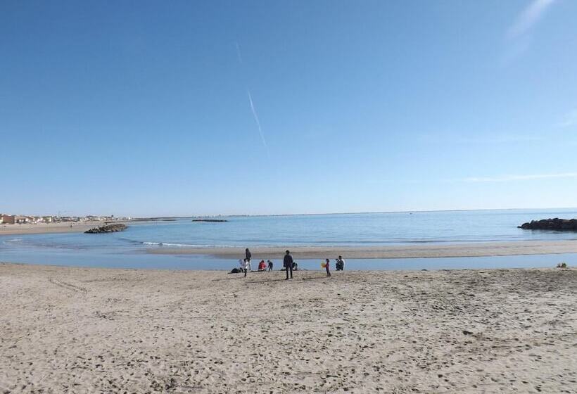 Отель Le Carnon