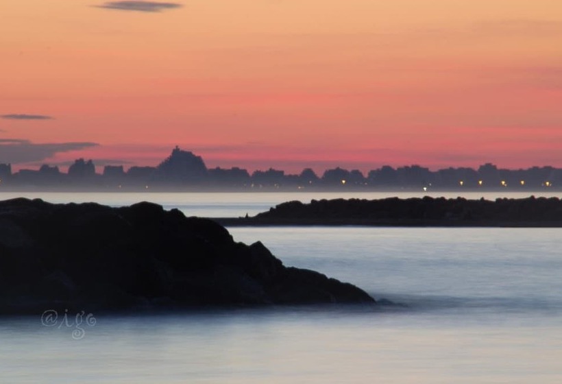 Отель Le Carnon