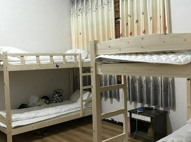 فندق Little Windmill International Hostel