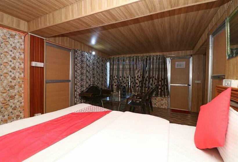 호텔 Long View By Oyo Rooms