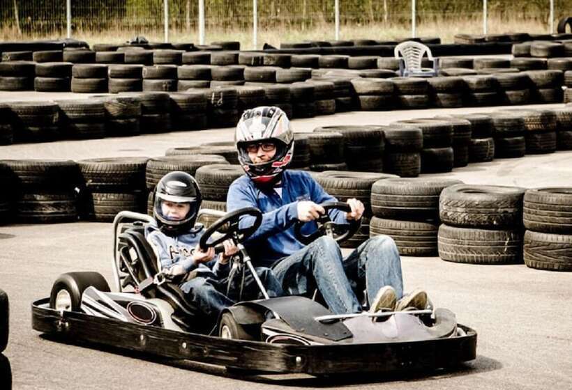 Отель Lush Green Retreat