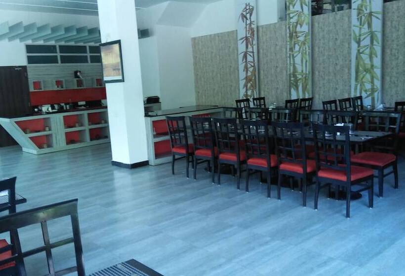 Отель Namami Ganges Resort