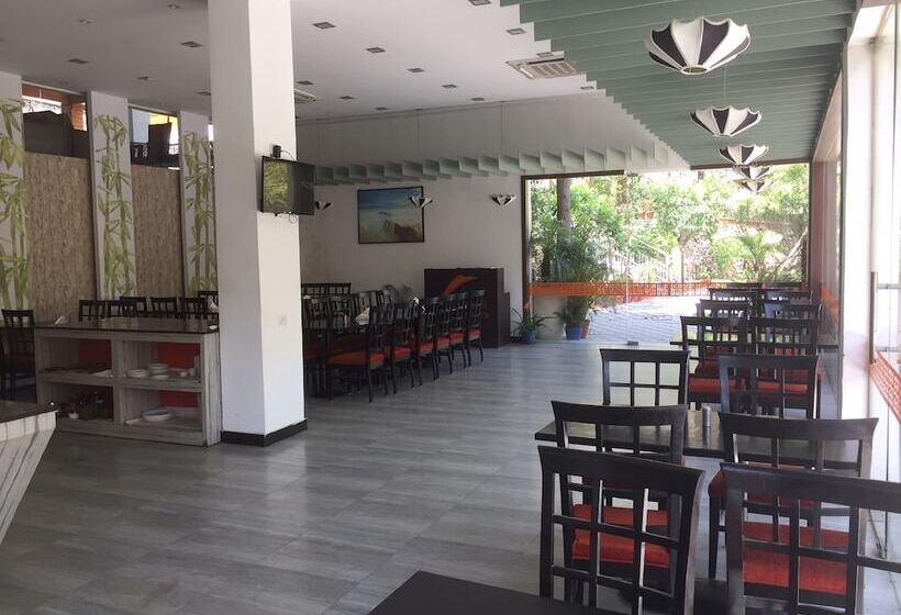 Отель Namami Ganges Resort