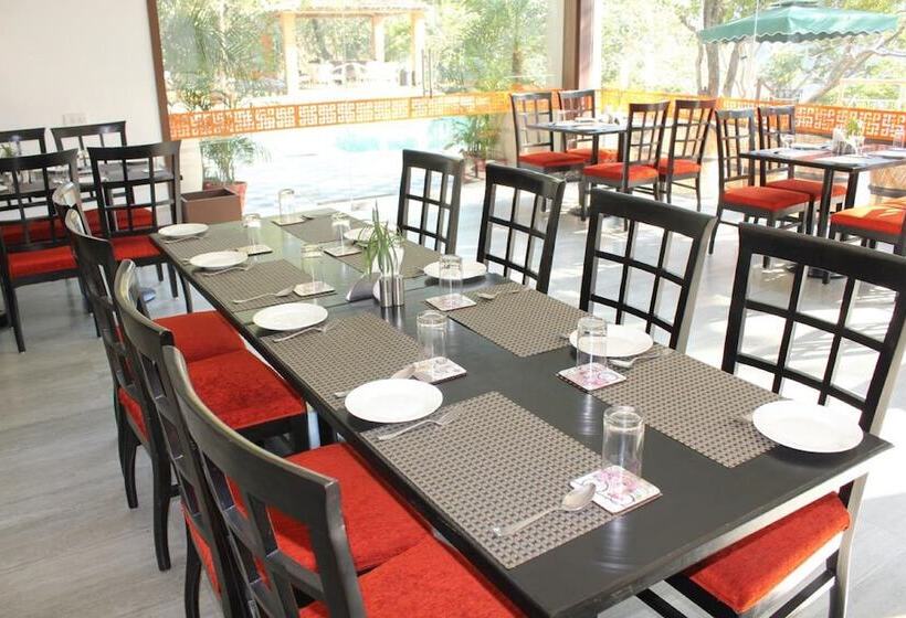 Отель Namami Ganges Resort