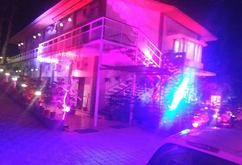 Отель Namami Ganges Resort