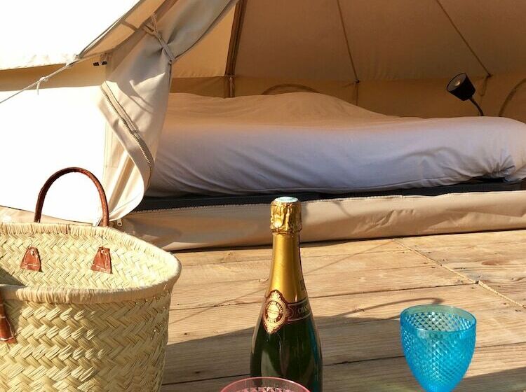 בית מלון כפרי O2 Camping