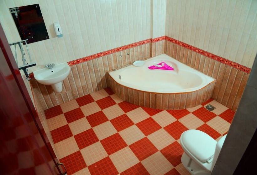 Отель Oceanbay Ayurvedic Beach Resort