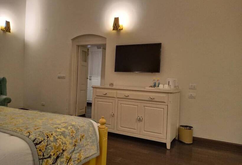 בית מלון כפרי Pine Retreat