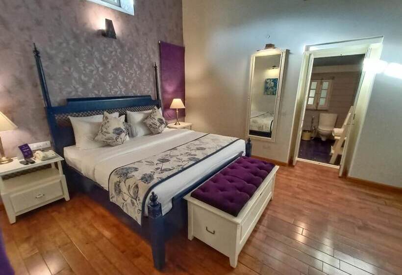 בית מלון כפרי Pine Retreat