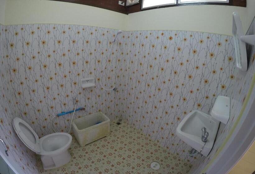 Отель Puengluang