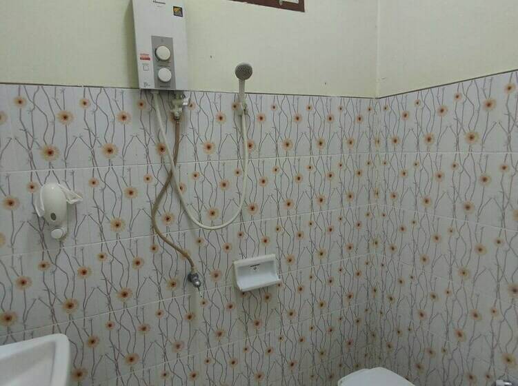 Отель Puengluang