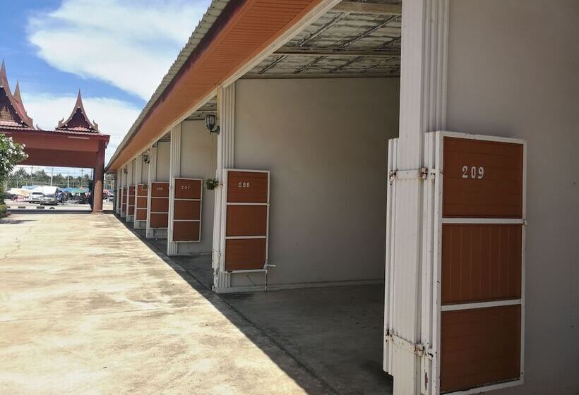 בית מלון כפרי Reurn Thai Resort Ratchaburi