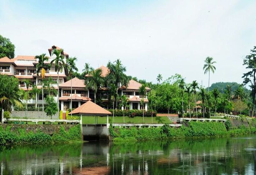 호텔 River Banks Madaparambil Resort