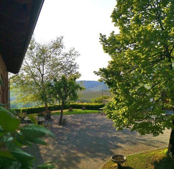 בית מלון כפרי Cascina San Bernardo