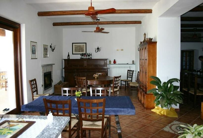 乡村酒店 Farm Stay Agriturismo Cascina Giovanola