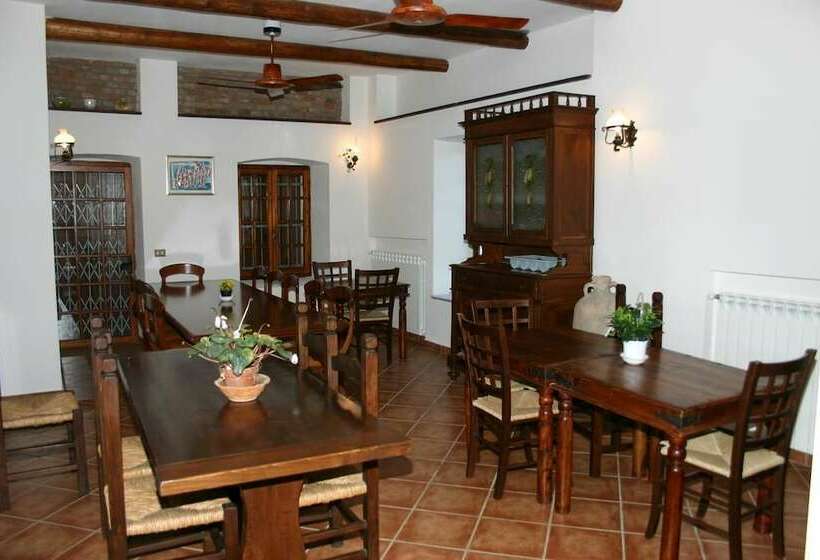 乡村酒店 Farm Stay Agriturismo Cascina Giovanola