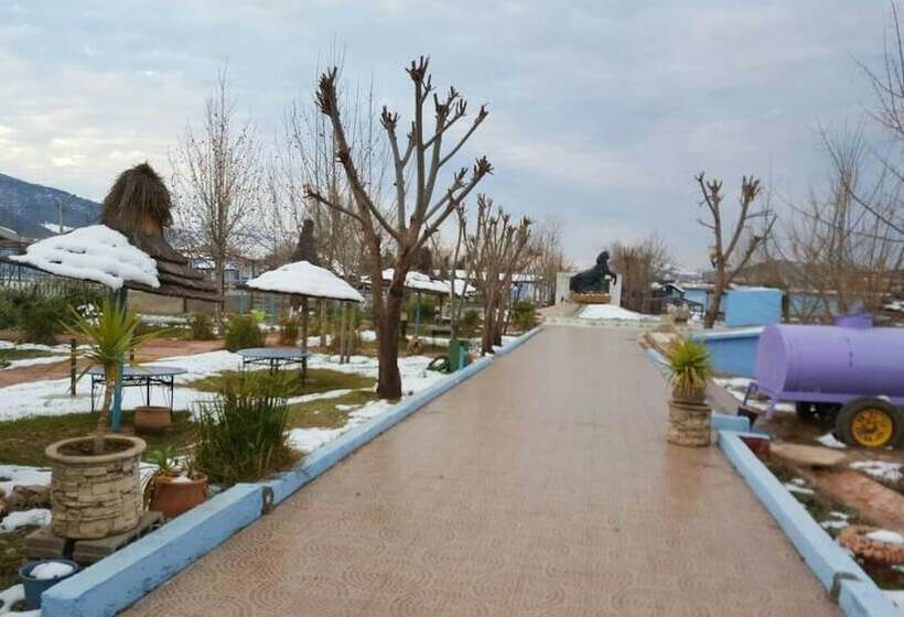 هتل روستایی Le Vallon Vert   Club Equestre