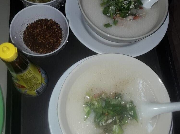 ホテル Saeng Tai Amphawa Resort