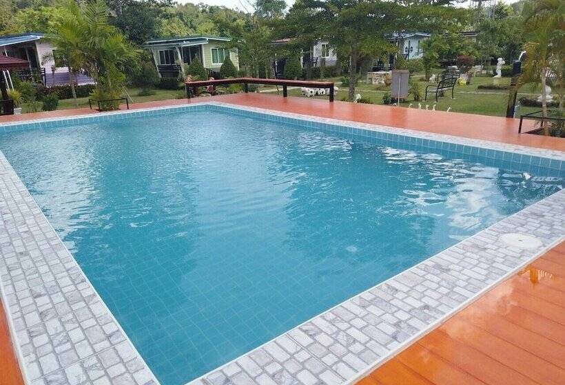 ホテル Sangvimarn Resort