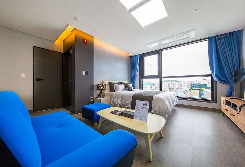 בית מלון כפרי Shine