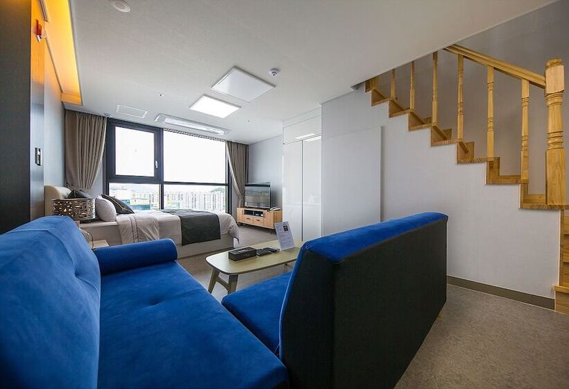 בית מלון כפרי Shine