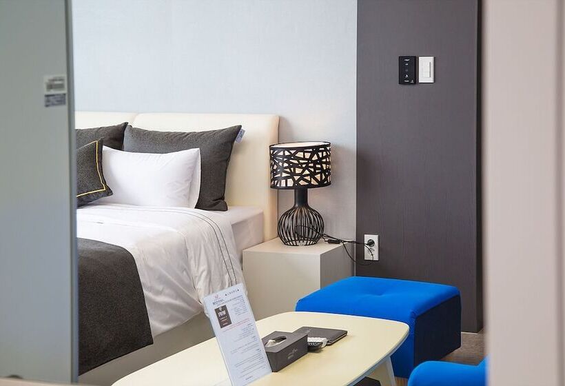 בית מלון כפרי Shine