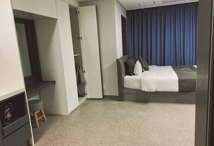 בית מלון כפרי Shine