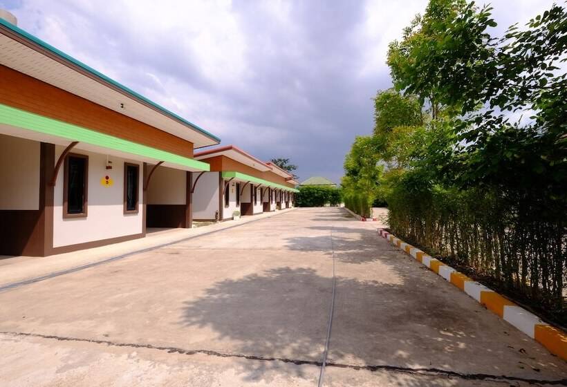 فندق Submukda Resort