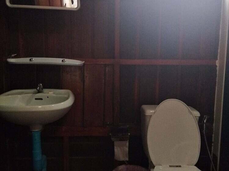 호텔 Suwanalak Resort